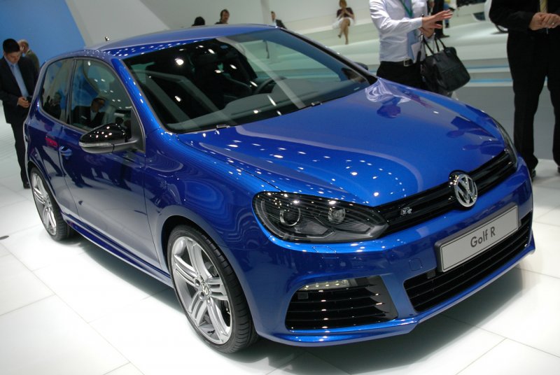 01-vw-golf-r20-live.jpg