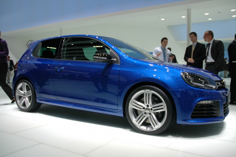 02-vw-golf-r20-live.jpg