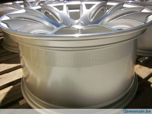 111945508_4-jantes-3sdm-modele-0-01-18x8