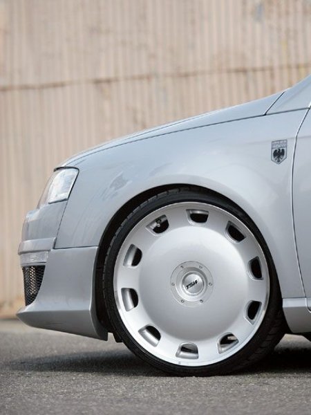 eurp_0801_09_z+2007_vw_passat+20_inch_ts