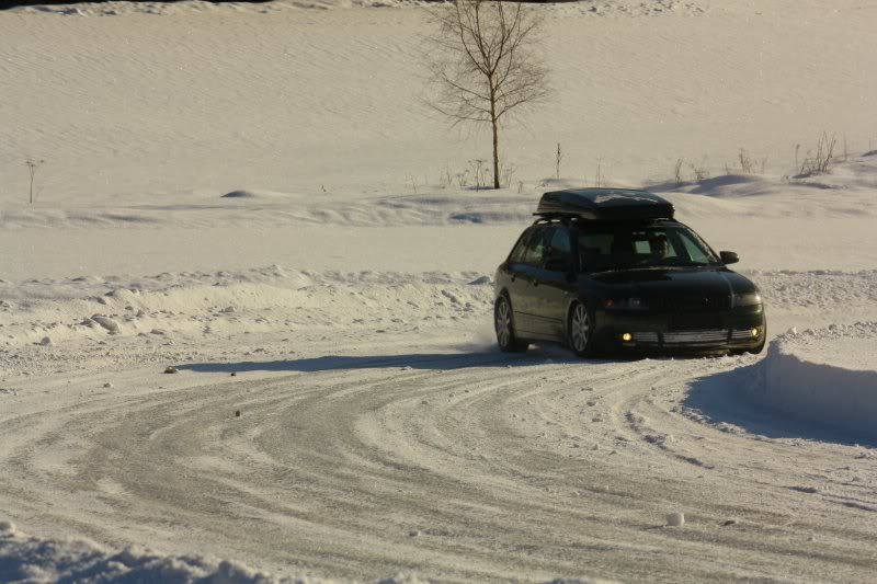 172033_193936120626368_100000299443187_6