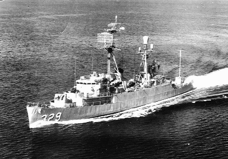 USS%20Kretchmer%20DER%20329.jpg