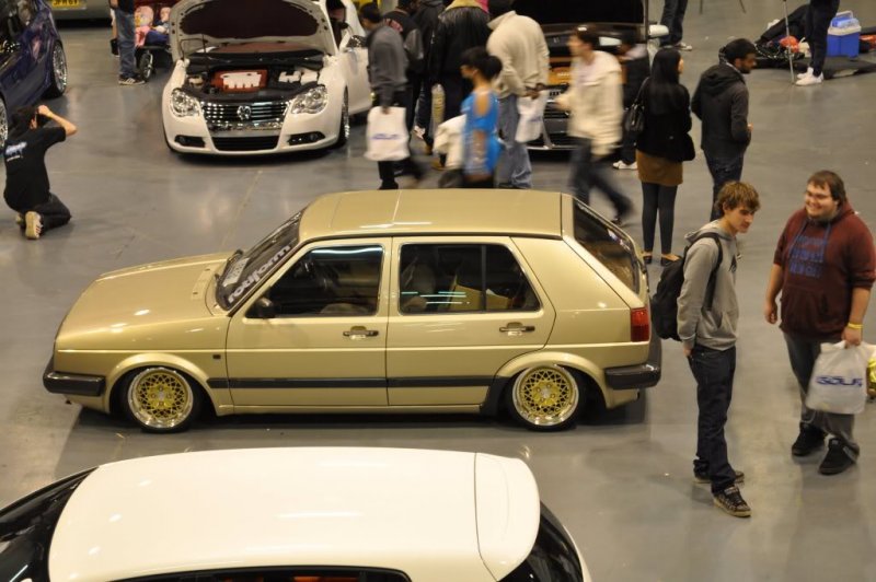 193205_132579996814343_100001870315207_2