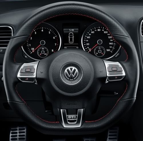2010-GTI-interior-wheel-large-500x4.jpg
