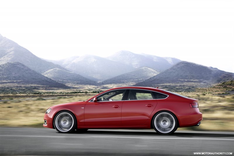 2010_audi_a5_sportback_official_012-0715