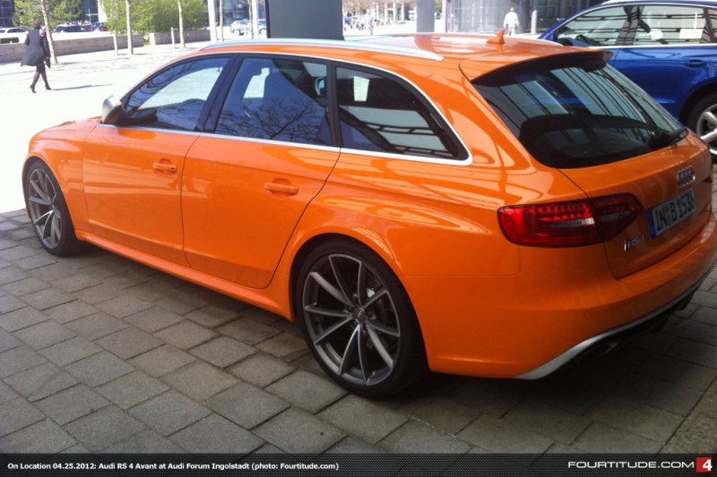 2013-audi-rs4-avant-papaya-orange.jpeg