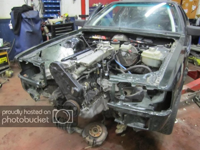 299584_263985740304785_263898143646878_6