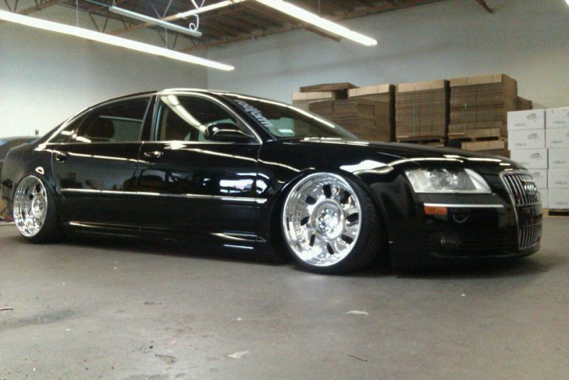 300886_168875943202207_100002394083430_3