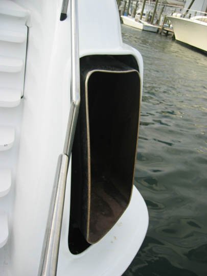 4576-review-millennium-140-superyacht-tu