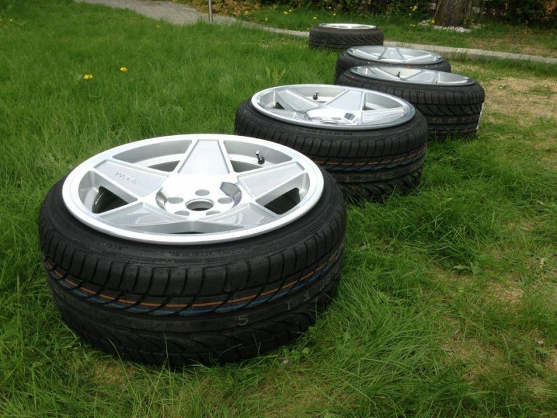 485581_389353601184462_548163322_n_zpsee