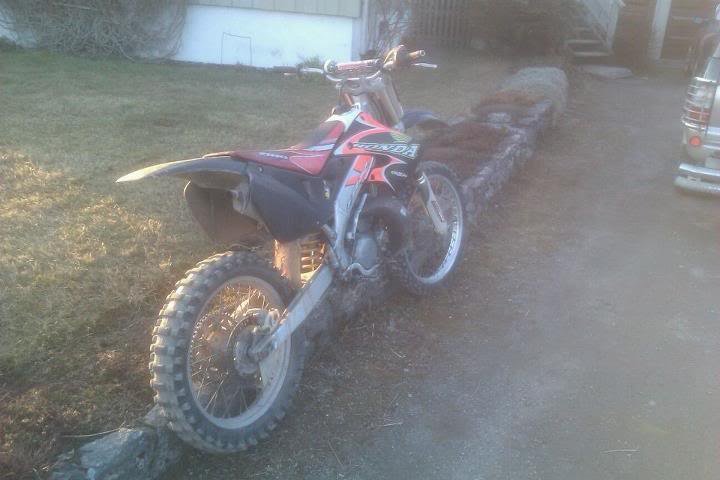 555337_10151477425605361_772615360_23376