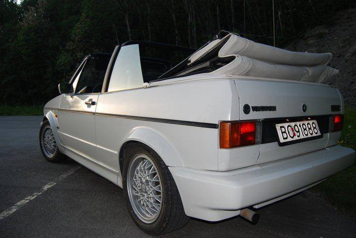 564476_10150762350725449_81367210_n_zpsa