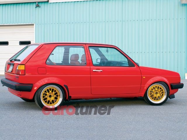 eurp_0806_26_z+1989_vw_golf_cl_mk2+side_