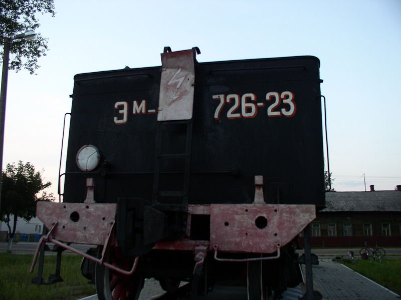 800px-Belarus-Asipovichy-Steam_Locomotiv