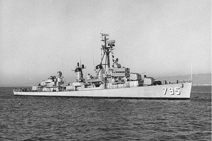 USS_Preston_(DD-795)%3B0579509.jpg