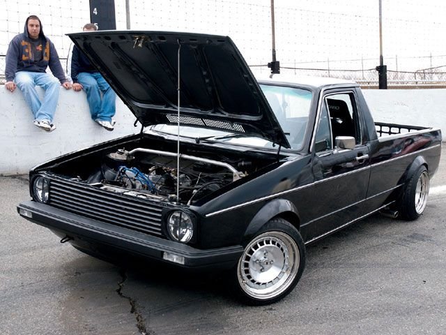 eurp_0708_19_z+volkswagen_caddy+left_ang