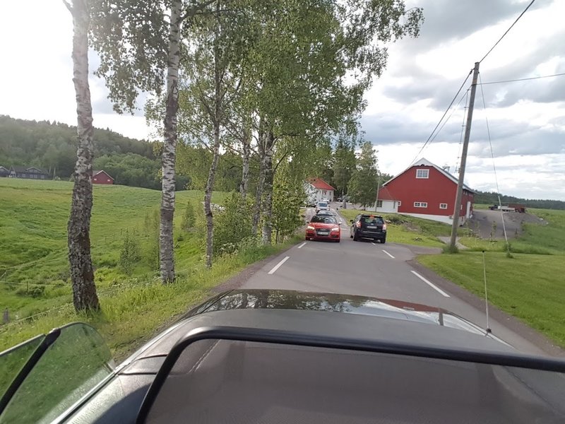Bildet kan inneholde: himmel, tre, sky, utendørs og natur