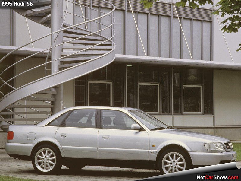 Audi-S6_1995_photo_02.jpg