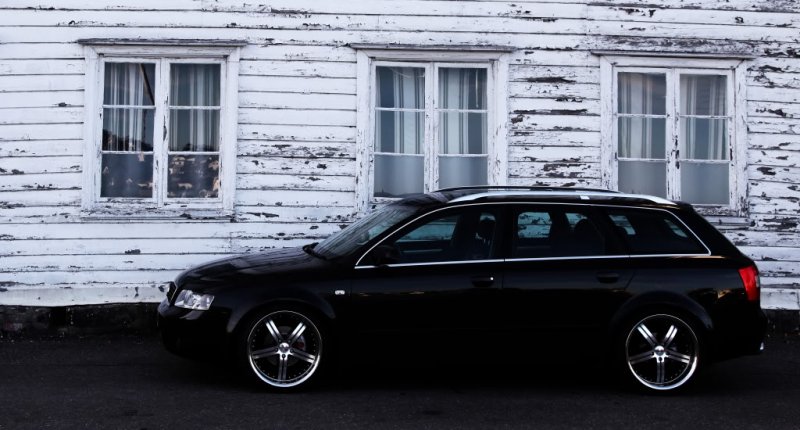 AudiA4.jpg