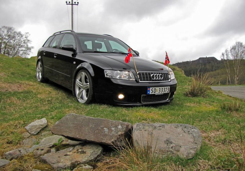 AudiA4311copy.jpg