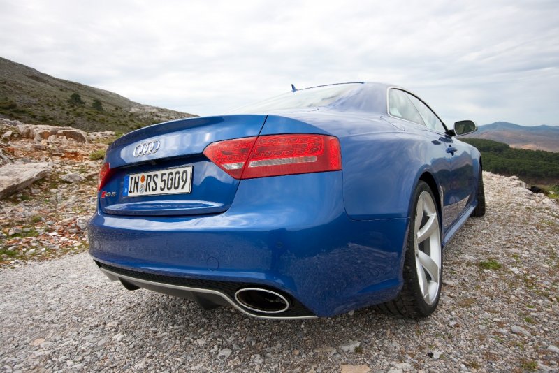 Audi_RS5-5.jpg