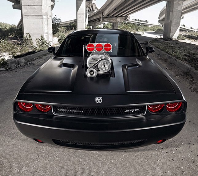 CULT-Dodge-Challenger-SRT8-4.jpg