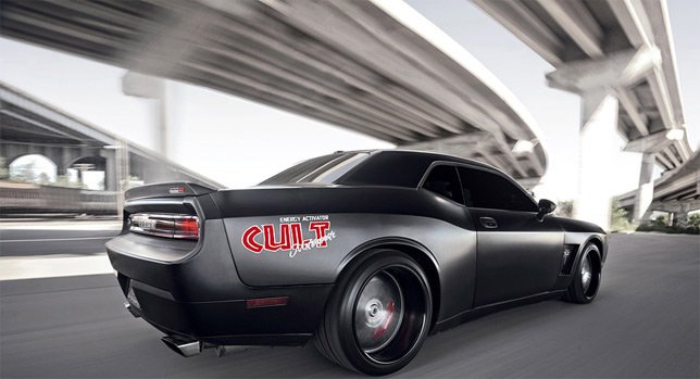 CULT-Dodge-Challenger-SRT8-5.jpg