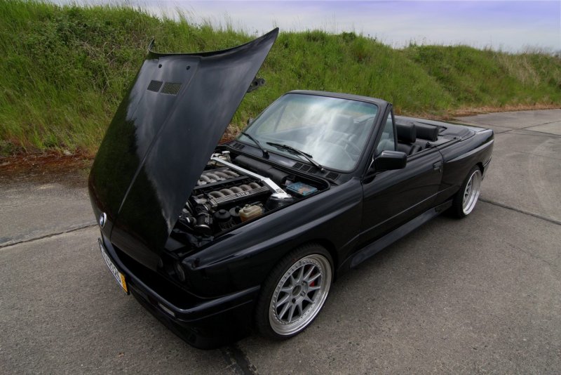 E30V12-01.jpg