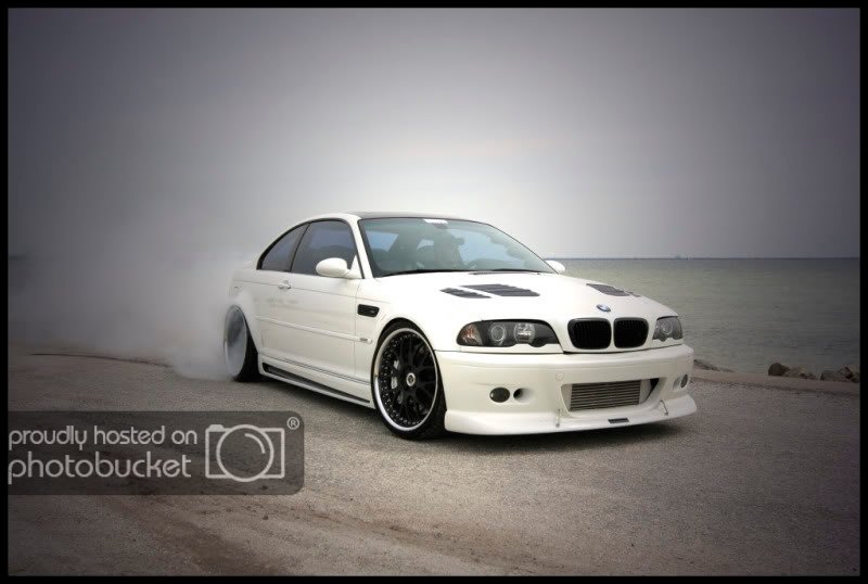 E46M3hvitogsvartburnout.jpg