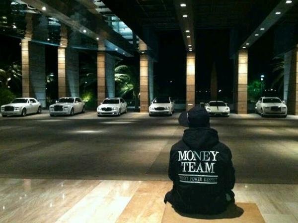 Floyd-Mayweather-Jr-All-White-Car-Collec