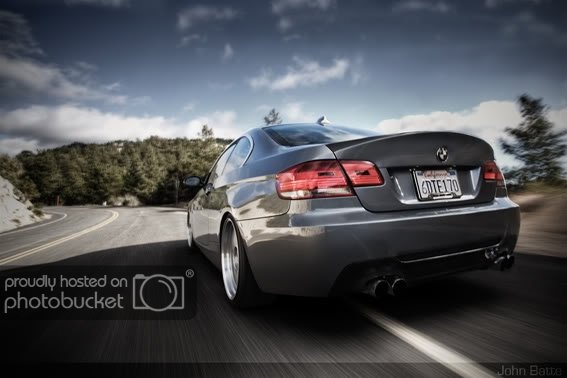 Grey_BMW_E92_335i_by_John_Batte_03.jpg