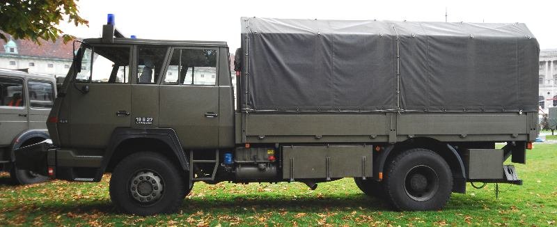 GuentherZ_2008-10-23_1139_LKW_Steyr_19_S