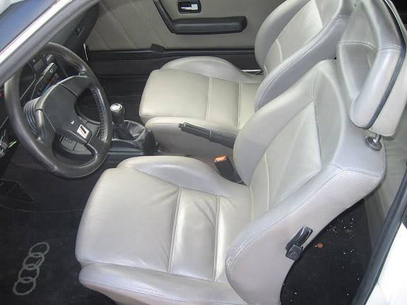 INTERIOR.jpg