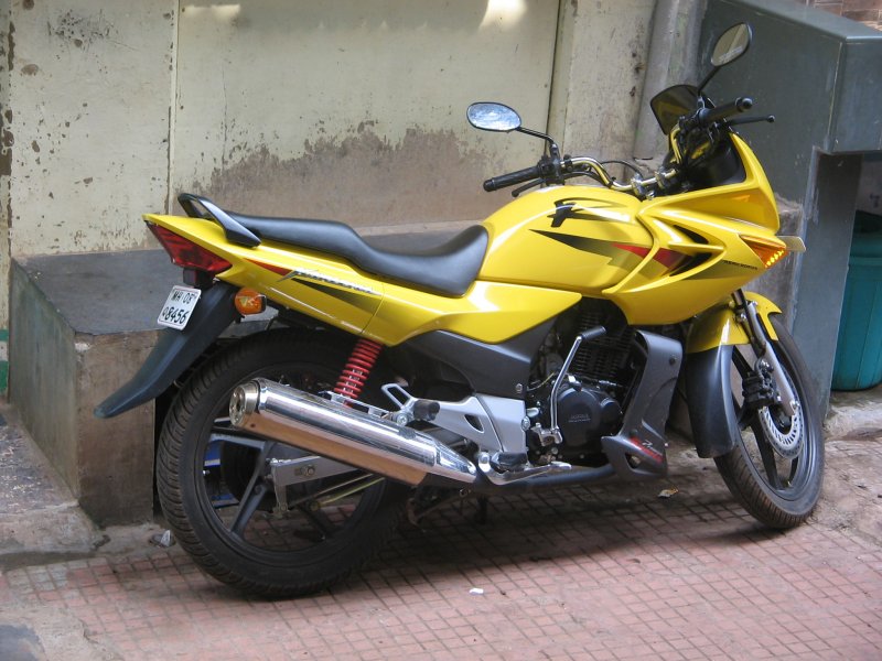 Karizma_R_1258.jpg