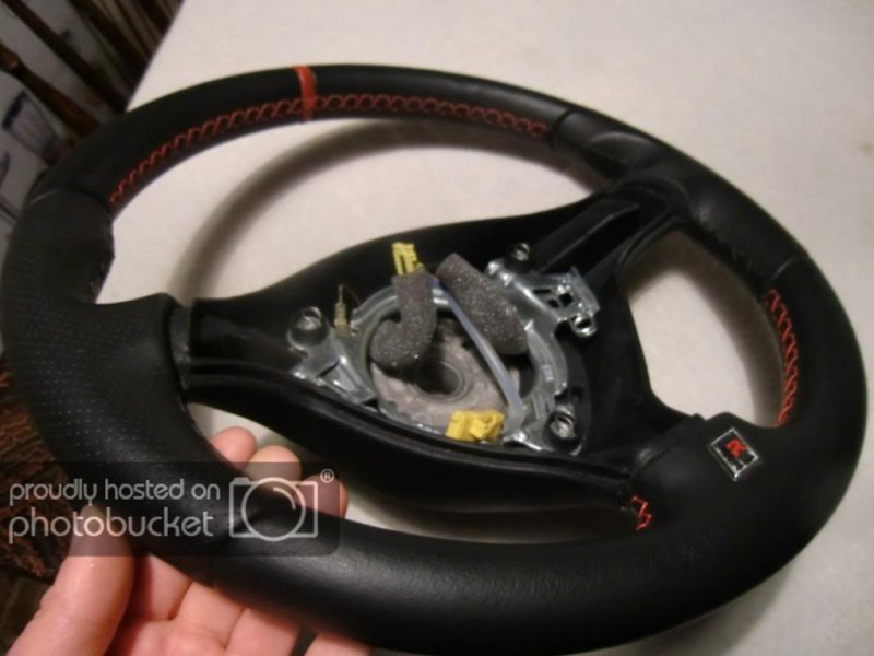 LCRSteeringwheel005_zpsf8b07cb8.jpg