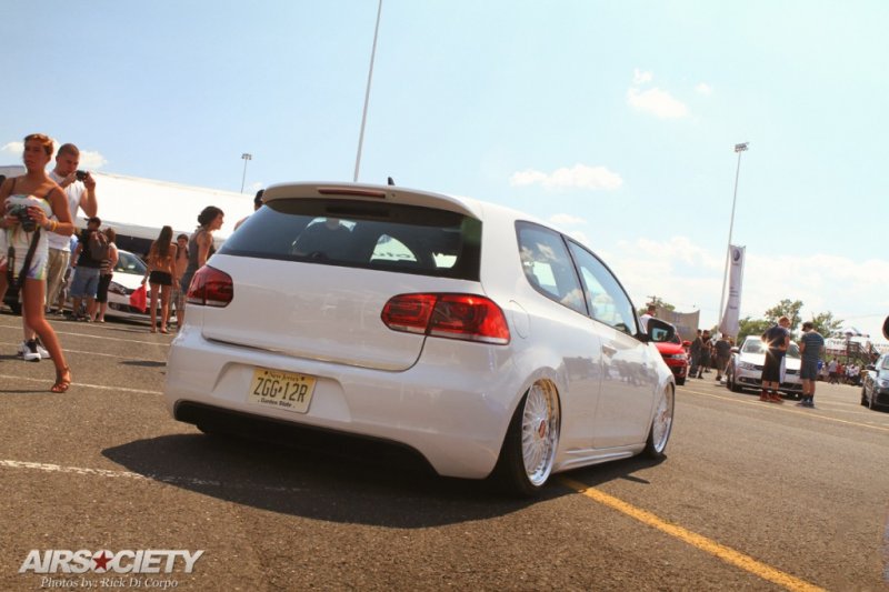 MK6-GTI-BBS-RS-Bagged-Air-Suspension-005