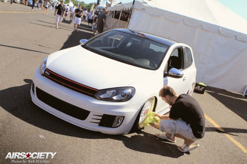 MK6-GTI-BBS-RS-Bagged-Air-Suspension-007
