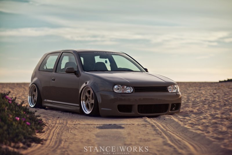 MarkP-MK4-R32-Rotiform-TMB-beack.jpg