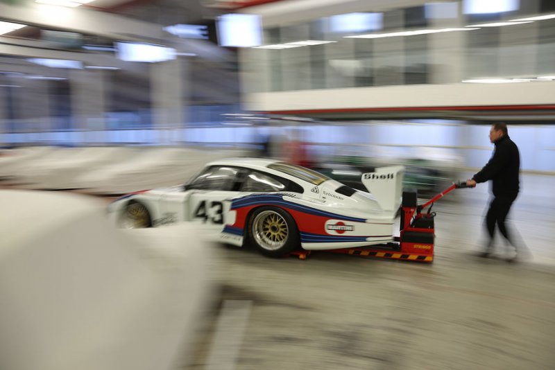 Porsche-Museumslager-fotoshowBigImage-39