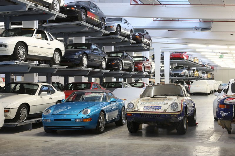 Porsche-Museumslager-fotoshowBigImage-3c
