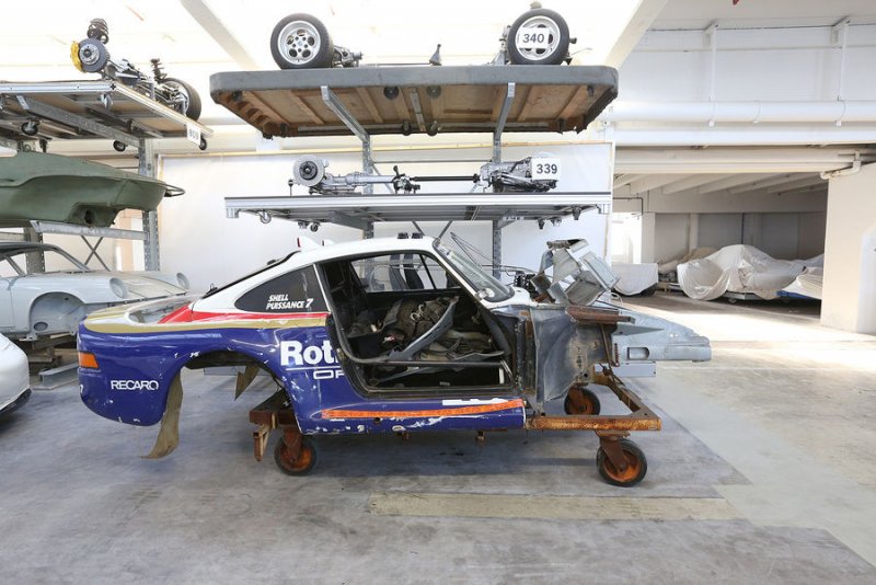 Porsche-Museumslager-fotoshowBigImage-6d