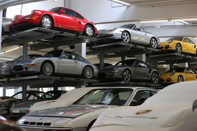 Porsche-Museumslager-fotoshowBigImage-7b