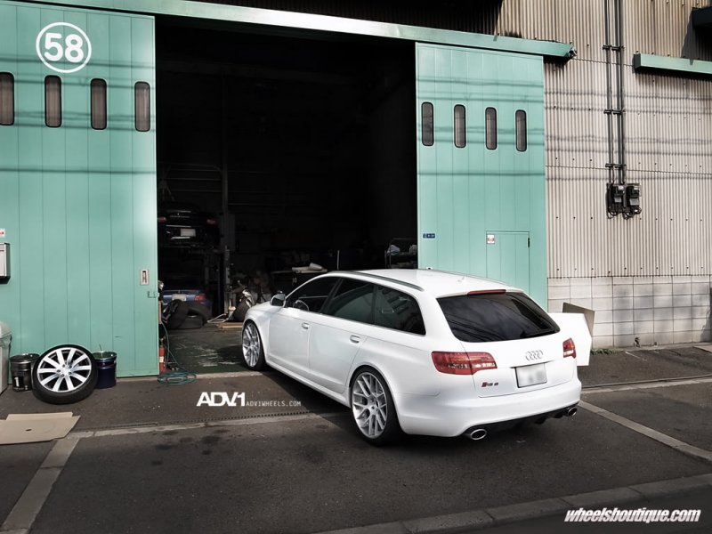 RS6_ADV_WB11.jpg