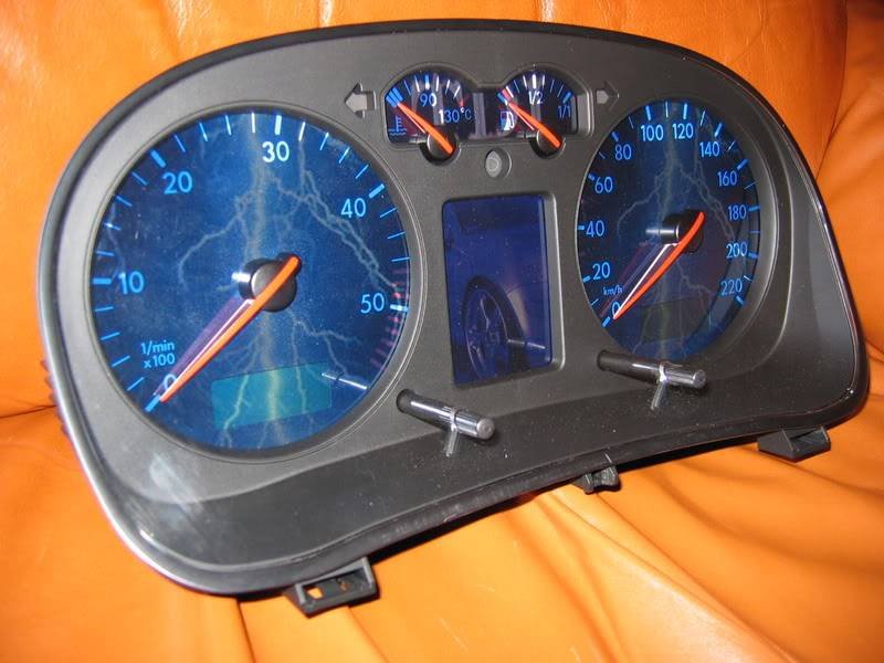 Speedometer005.jpg