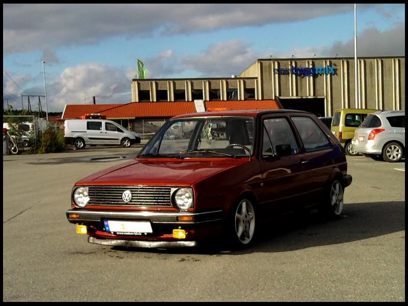 VWgolf2-1.jpg