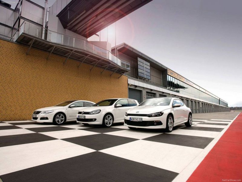 Volkswagen-Passat_CC_R-Line_2010_1280x96