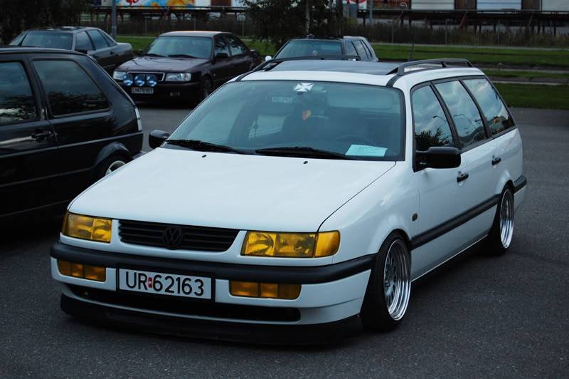 VolkswagenPassatStasjonsvogn5.jpg