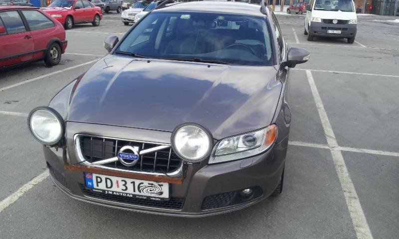 Volvo_Light_3_zps08d8a144.jpg