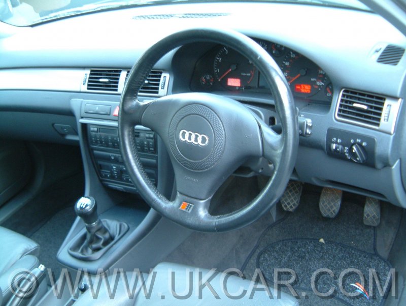 audi-a6-quattro-dash.jpg