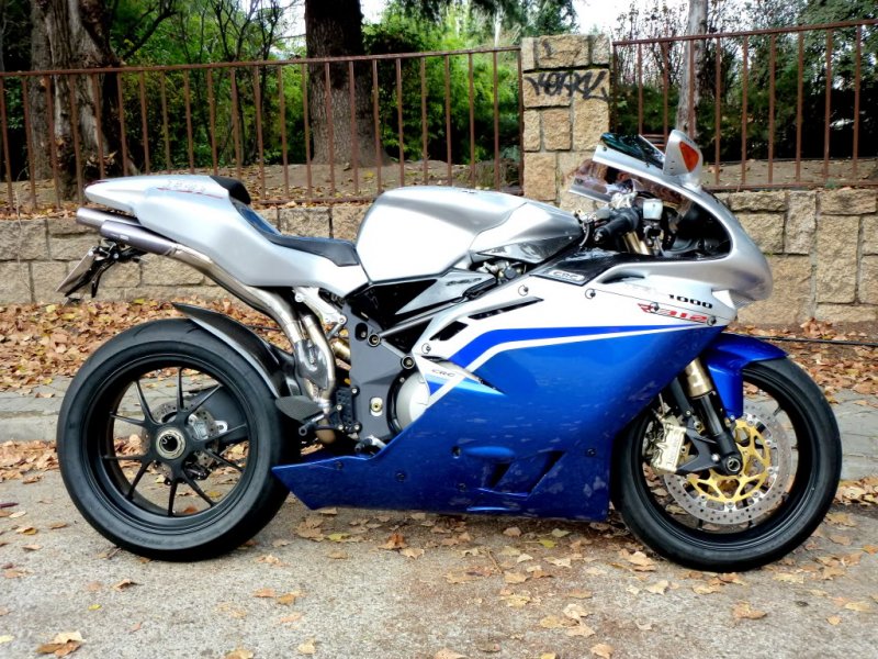 P10000111.jpg?t=1324367387